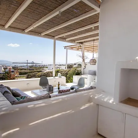 Diorite By Rocks Estates *